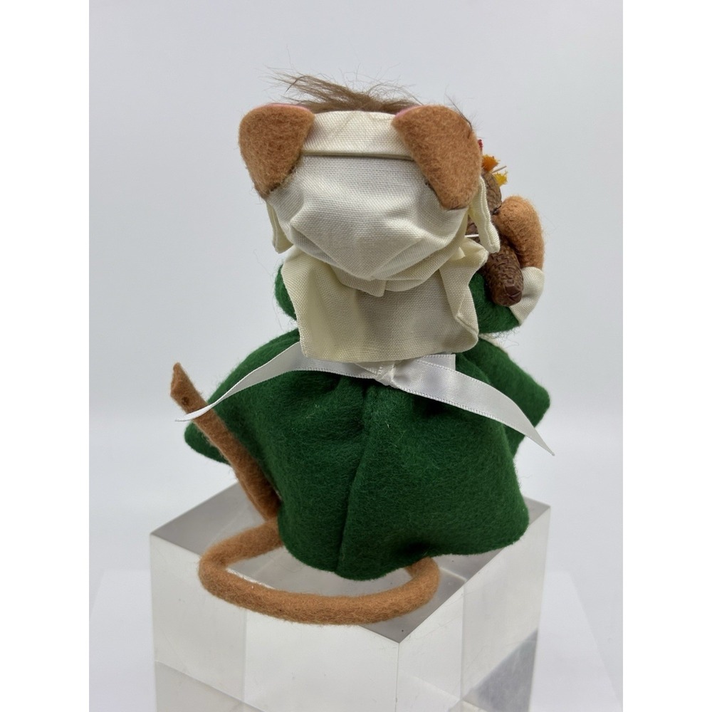 Annalee Thanksgiving Mouse Girl Pilgrim Cornucopia 2007 Decor Collectible - Picture 3 of 4